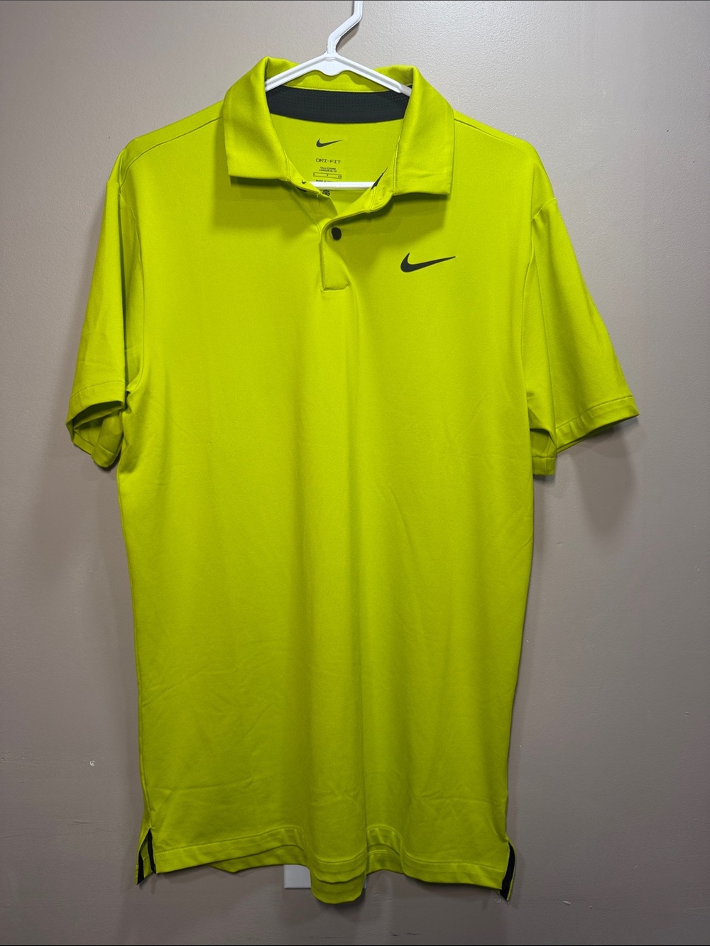 Nike Men’s green Performance Polo size small